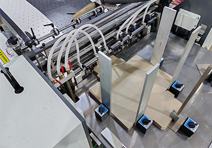 Automatic Rigid Box Visual Positioning Machine